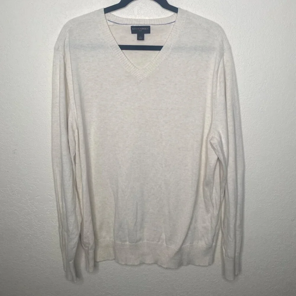 Banana Republic Sweater Mens  XL Ivory Cotton Blend V Neck Pullover Career Offic